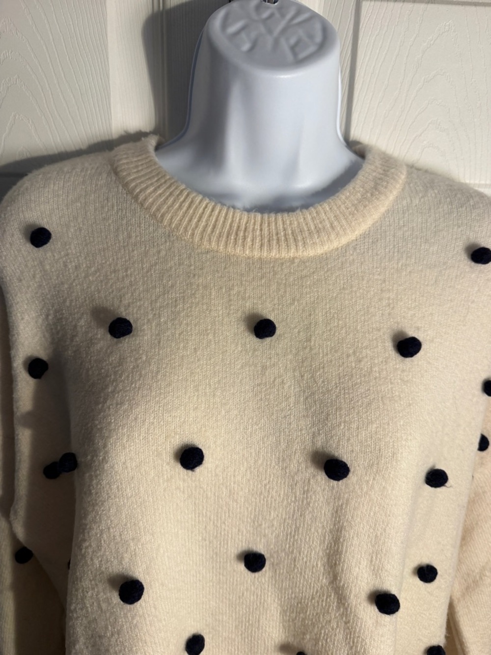 Madewell Brockton Bobble Sweater cream with navy pom-pom details size medium - Picture 9 of 9